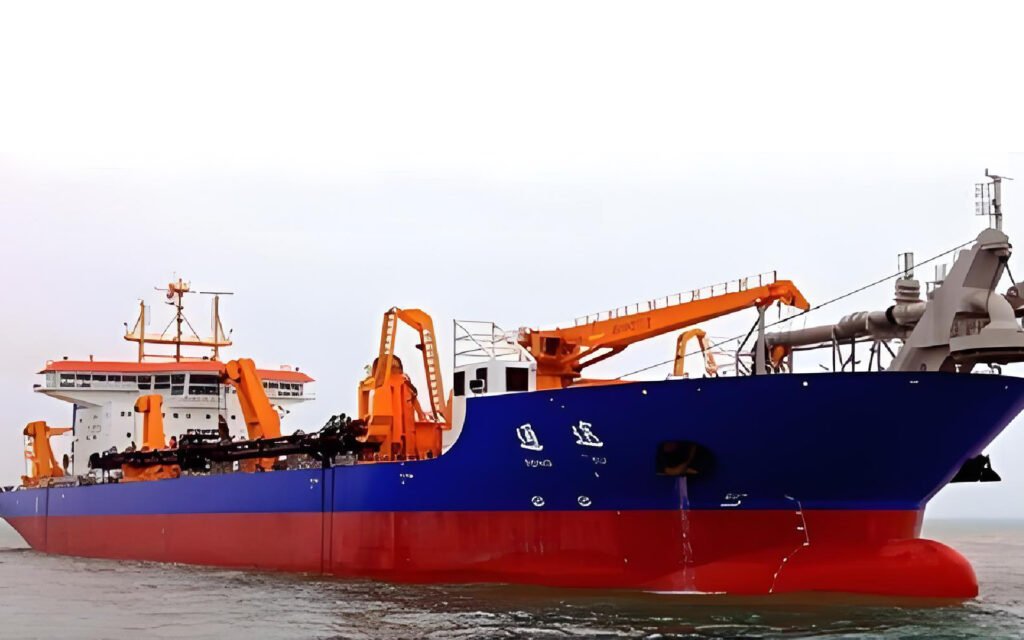 20000-m3h-Trailing-Suction-Dredger